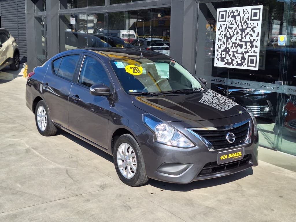 NISSAN VERSA 2020